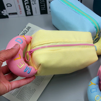 Acceptabele OEM/ODM make-up tas Draagbare cartoon toiletgoed Wafel cosmetische tas voor meisjes
