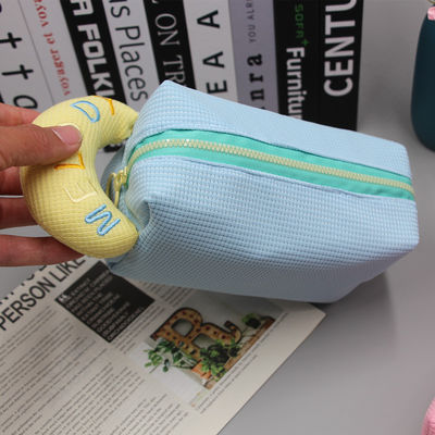 Acceptabele OEM/ODM make-up tas Draagbare cartoon toiletgoed Wafel cosmetische tas voor meisjes