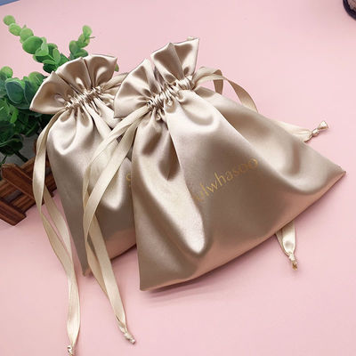 Custom Logo Kleine Satin Pocket Juwelen Verpakking Display Type voor aanvaardbare OEM/ODM