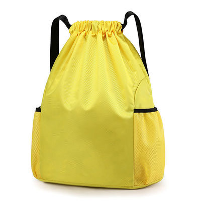 Gepersonaliseerd logo waterdichte ruit rugzak met schoenencompartiment en trektouw sluiting