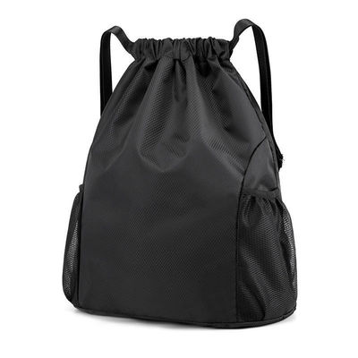 Gepersonaliseerd logo waterdichte ruit rugzak met schoenencompartiment en trektouw sluiting