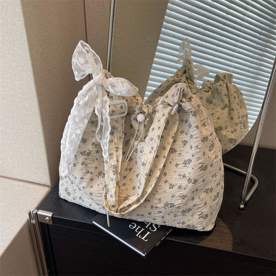 Eenvoudige mode stro en kant schoudertas voor dames grote capaciteit oksel Tote Bag