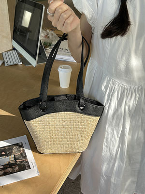 Groentenmandje strozak open sluiting Franse retro stijl perfect voor een strandvakantie