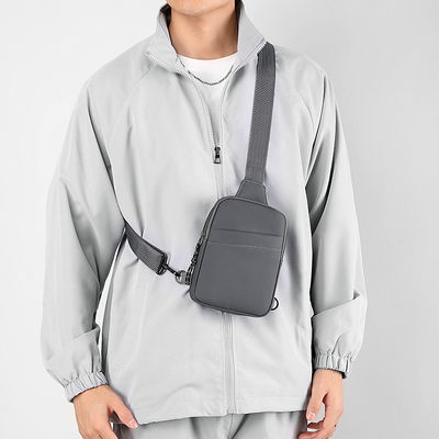 Dagelijks leven Custom Nylon Sling Unisex Tieners Kleine sport mannen zak voor mannen en OEM / ODM