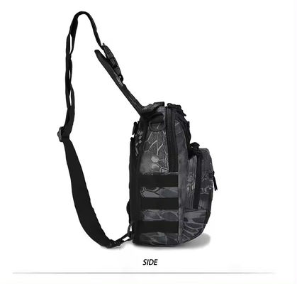 Verbeter je outdoor uitrusting met onze Molle Tactical Sling Bag voor alle seizoenen