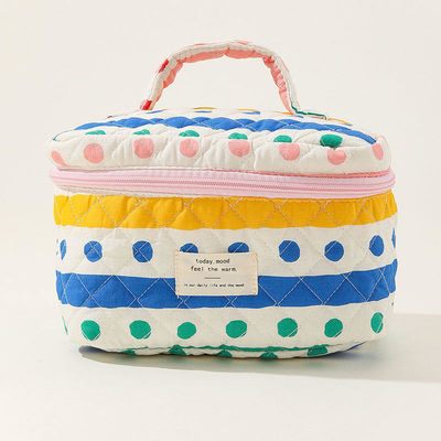 Flower Puffy Quilted Make-up Bag voor het dagelijks leven Ins Reis Student Tote Grote capaciteit
