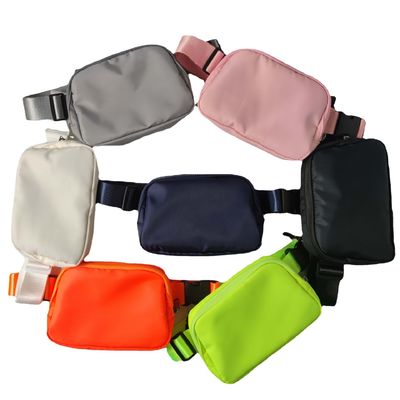 2024 Nylon Women Belt Cross Body Waist Bag voor honden achterzak en sport training hardlopen