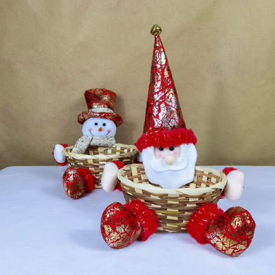 Aanvaardbaar OEM/ODM Custom Christmas Desktop Decoration Candy Basket voor thuiscadeau