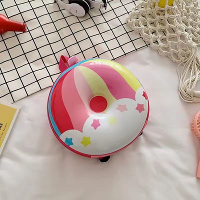 Nieuwheid Leuke boekentas 2024 Cartoon rugzak Donuts Rubber Shell schooltas voor het dagelijks leven