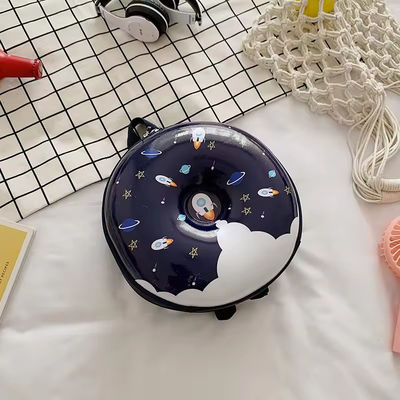 Nieuwheid Leuke boekentas 2024 Cartoon rugzak Donuts Rubber Shell schooltas voor het dagelijks leven