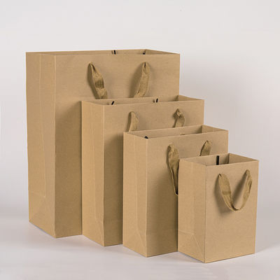 Op maat gedrukt logo Luxe winkelshop Papier geschenkzakken Op maat geschenk verpakking