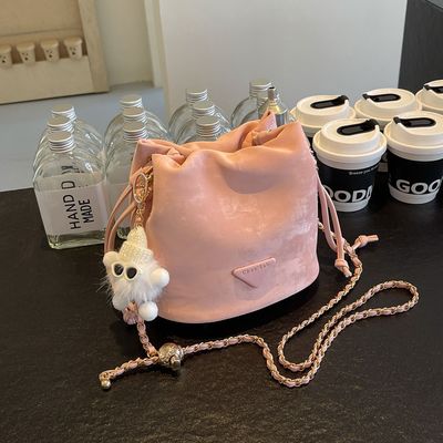 2024 Light Ladies Design Handtassen voor het dagelijks leven van vrouwen en modieuze stijl