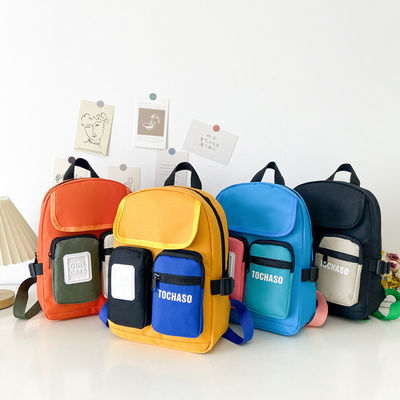 Kleurrijke kinderzak voor kleuterschool