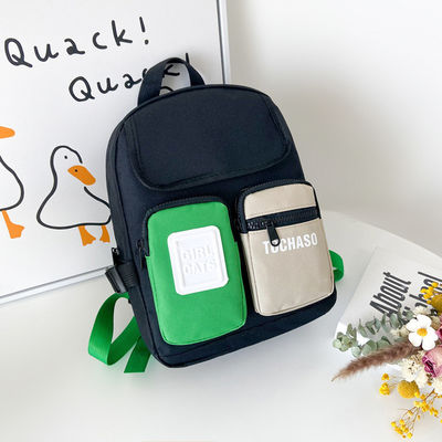 Kleurrijke kinderzak voor kleuterschool