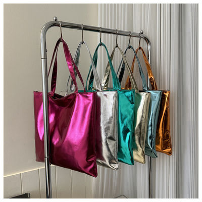 Soft Tote Handtas Eenvoudig solide kleur glanzend patent leer voor schattig meisje winkeltas
