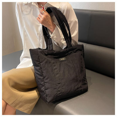 Grote capaciteit Puffy Handtas Nieuwste modieuze stijl Custom Quilted Puffer Tote Bag