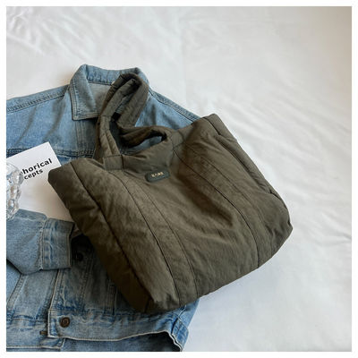Grote capaciteit Puffy Handtas Nieuwste modieuze stijl Custom Quilted Puffer Tote Bag