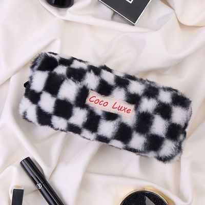 Gingham make-up zak met een aangepaste kleur en handdoek bordure logo