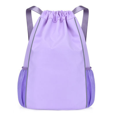 String Closure Outdoor Activities Backpack met Volleyball Design en Laptop Compartment
