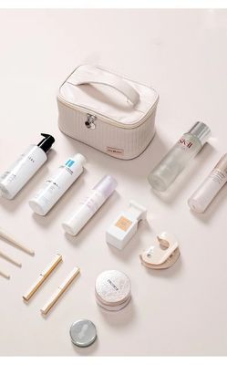 Waterdichte PU cosmetische tas voor vrouwen met ritsvergrendeling en draagbaar ontwerp