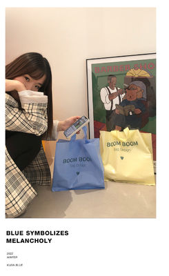 Gepersonaliseerd logo geaccepteerd Soft Loop Handles Tote Shopping Plastic Bag voor kledingverpakking