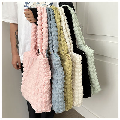 Persoonlijkheid Bubble Flower Quilted Underarm Tote Shopping Bag Wrinkle Cloud Bags voor vrouwen