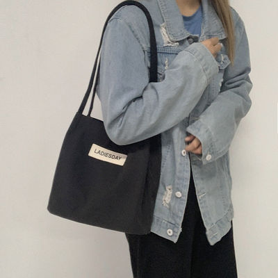 Japanse Nylon Waterdichte Tas voor Vrouwen Eenvoudige en Functionele Winkelbegeleider