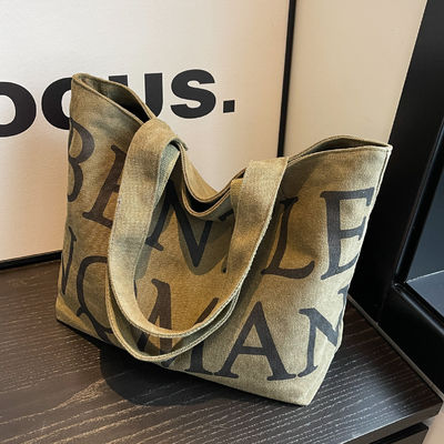 Handheld Style Vrouwen Explosie Tote Bag met trendy letters Print en grote capaciteit