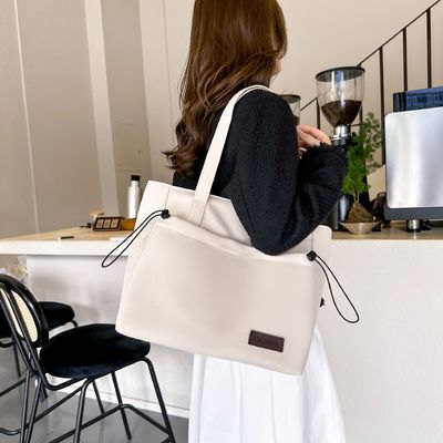 OEM/ODM Acceptabel Nieuwste Modieus Herbruikbare Watervrije Tote Bag voor Studenten