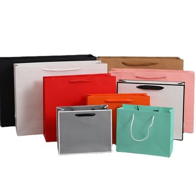 Handled Style Custom Private Logo Printed Zwart Papier Tote Bag voor Gepersonaliseerd Geschenk