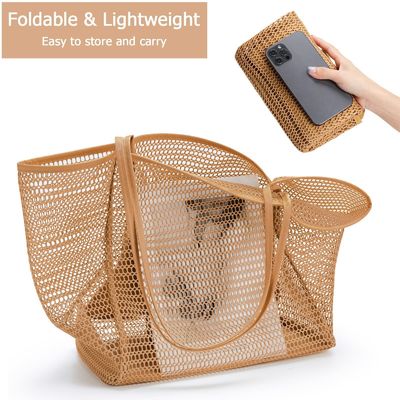 Persoonlijke grote gepersonaliseerde beach mesh tas met handdoek voor een leuke dag op het strand