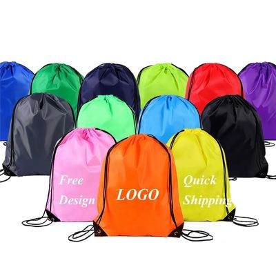 Gepersonaliseerde middelgrote rugzak met polyester nylon trekstreng voor zijde-schermprinten