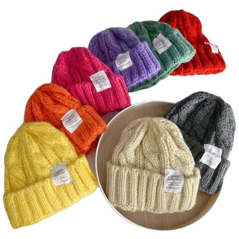 Gepersonaliseerd logo Vaste kleur Japanse Twist gebreide hoed voor de herfst en winter studenten
