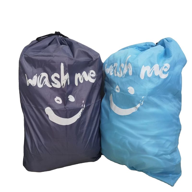 Gepersonaliseerde kleuren draaistrijn Nylon waszak voor zwaar wassen in mode stijl