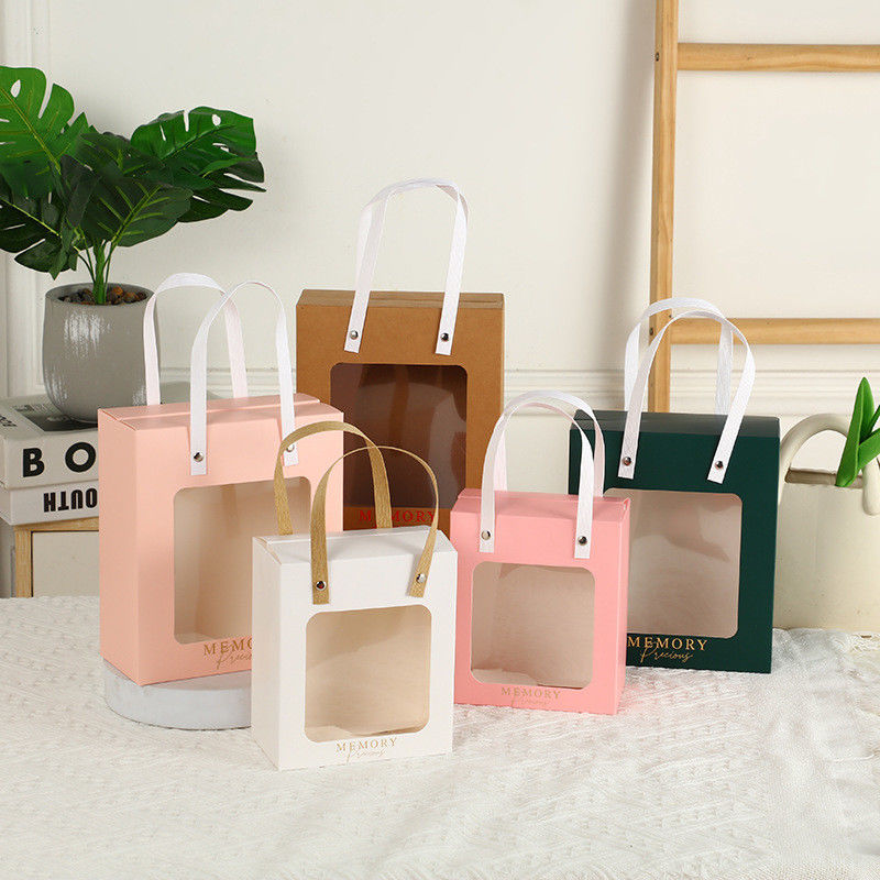 Persoonlijk gedrukte kraft handvat papieren zak voor detailhandel Verpakking Kleding Schoenen bont cadeautjes
