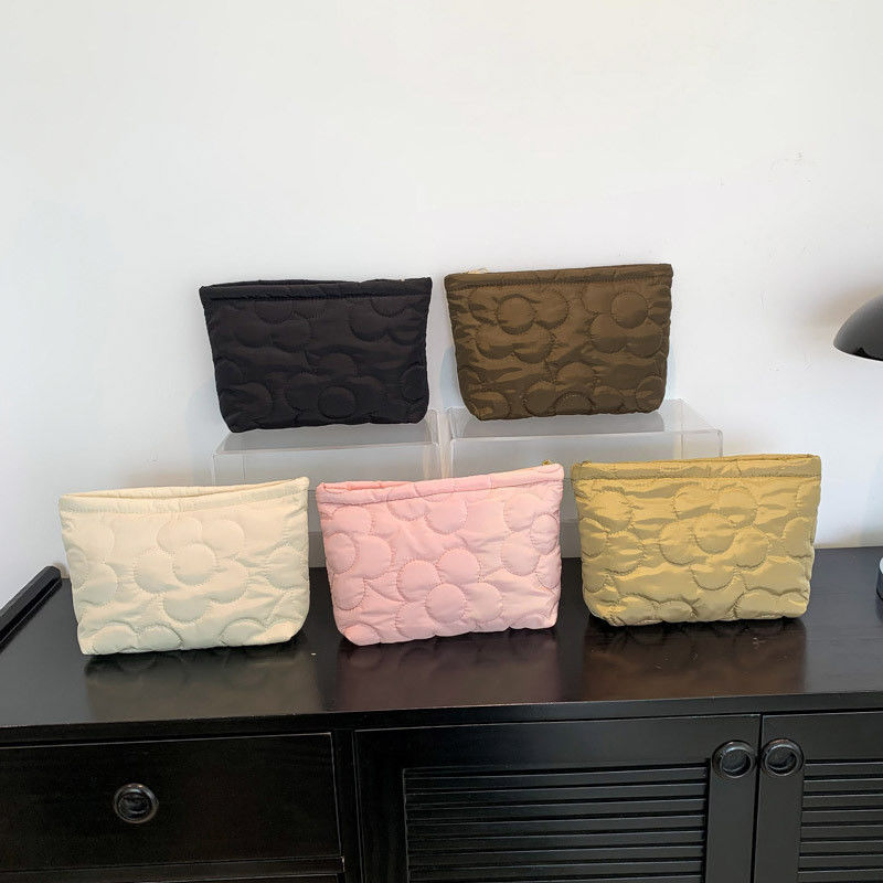 Waterdichte make-up bewaring zak Puffer Quilted Nylon cosmetische zak voor reis toilettoestellen